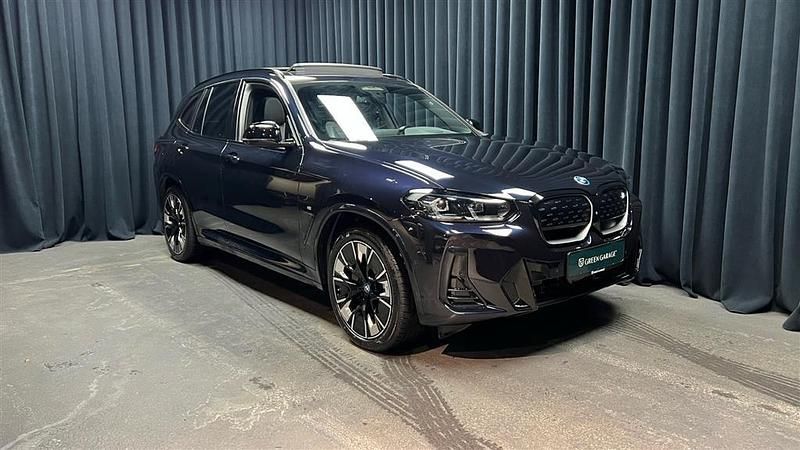 Carbon schwarz Brugt 2023 BMW iX3 M Sport SUV | 404.900 kr. (Fair pris) - Billede 1/1