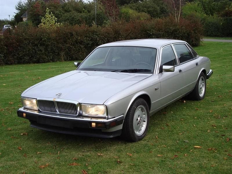 Brugt 1986 Jaguar XJ40 Sovereign Sedan | 75.000 kr. - Billede 1/4