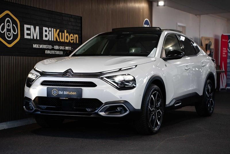 Brugt 2023 Citroën e-C4 Shine Sedan | 159.900 kr. (Fair pris) - Billede 1/4