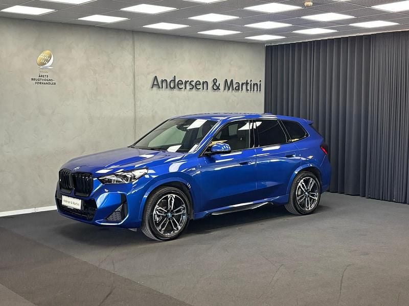 Blå Brugt 2023 BMW iX1 M Sport SUV | 313.800 kr. (Super pris) - Billede 1/4