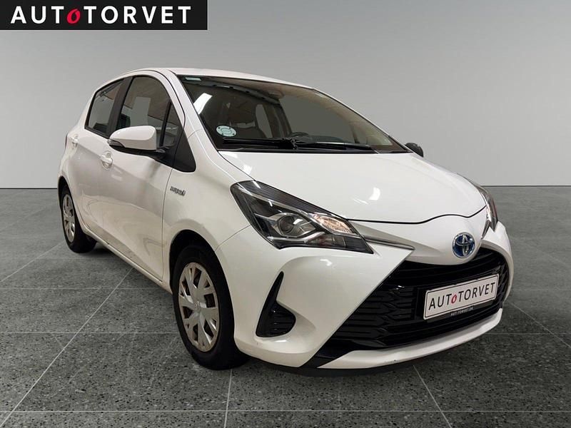 Brugt Toyota Yaris Hybrid H2 100 HK (73 kW) 2017 Hvid Hatchback