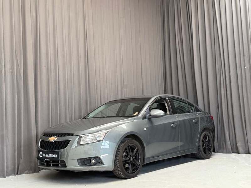 Gråmetal Brugt 2009 Chevrolet Cruze LS Sedan | 19.900 kr. (Super pris) - Billede 1/4