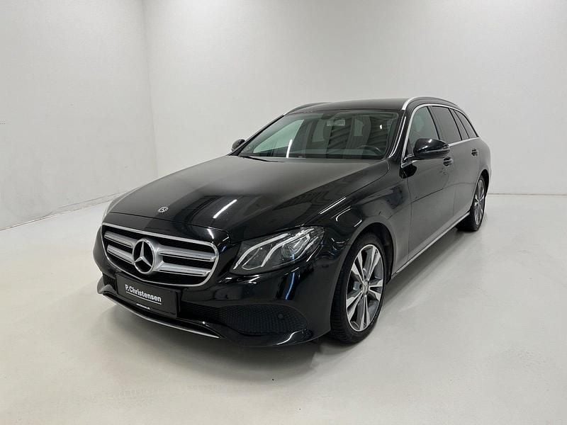 Farve: sort Brugt 2018 Mercedes E220 Avantgarde Stationcar | 219.900 kr. - Billede 1/4