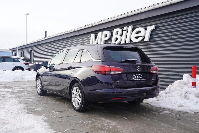 Brugt Opel Astra Enjoy 105 HK (77 kW) 2018 Blåmetal Stationcar