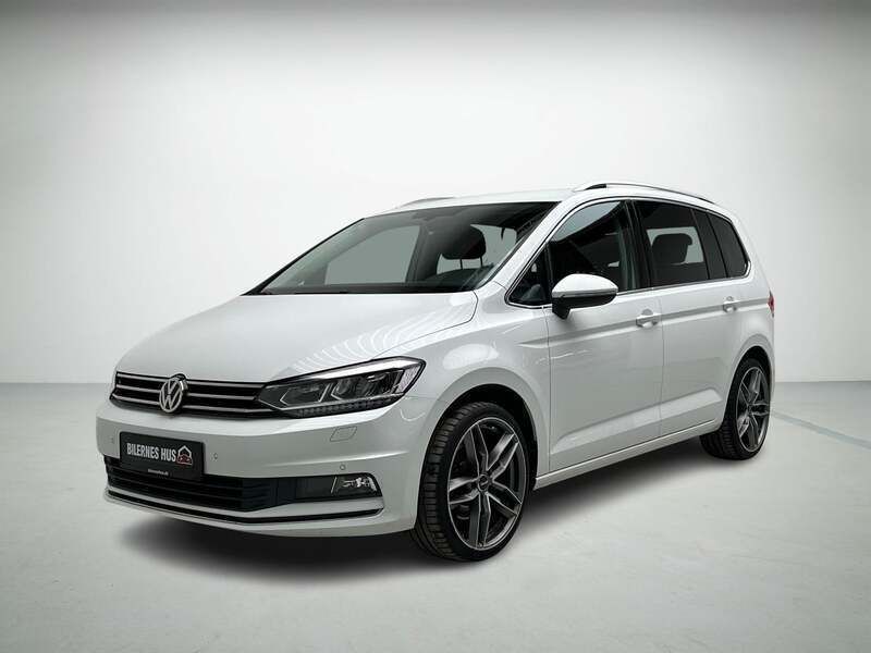 Hvid Brugt 2018 VW Touran Highline MPV | 239.980 kr. (Fair pris) - Billede 1/4