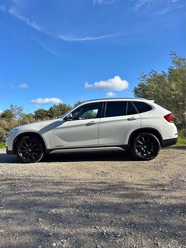 Hvid Brugt 2013 BMW X1 SUV | 108.000 kr. - Billede 1/4