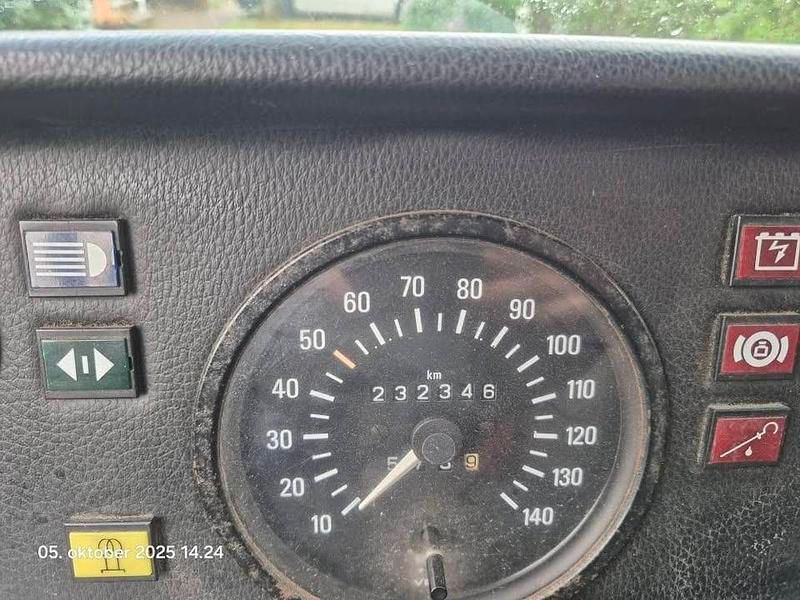 Brugt Mercedes T1 1980 Van