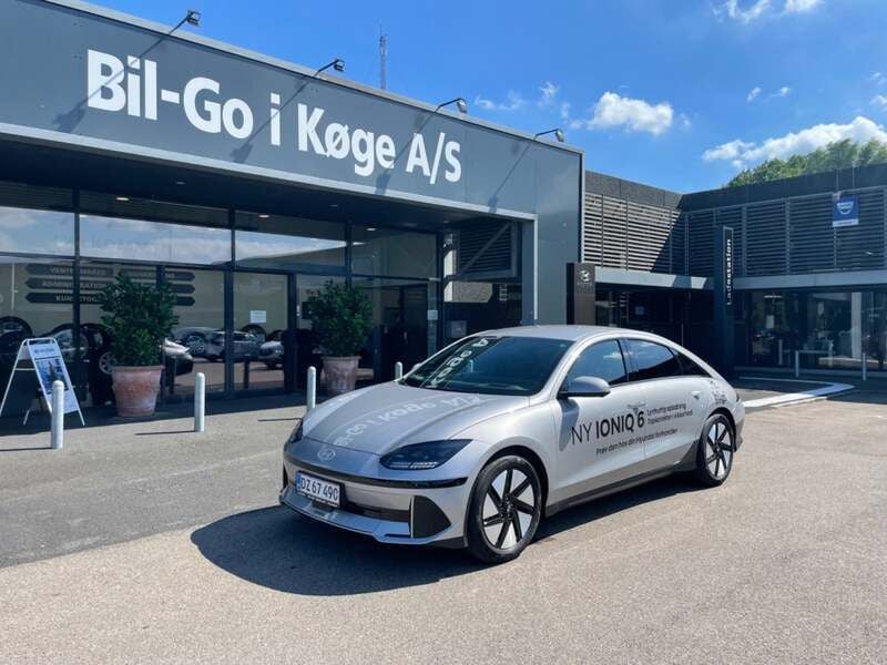 Sølvmetal Brugt 2024 Hyundai Ioniq 6 Ultimate Sedan | 349.900 kr. (Lidt for dyr) - Billede 1/4
