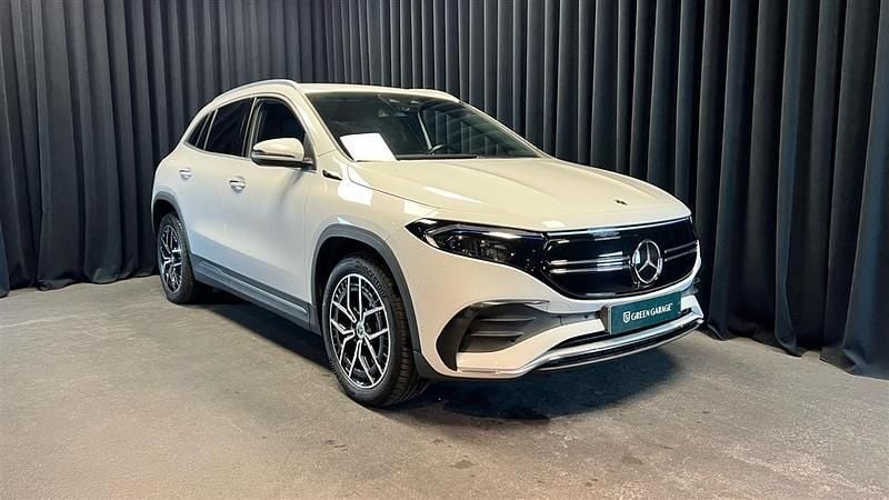 Digital hvid metallic Brugt 2022 Mercedes EQA250 AMG line SUV | 264.900 kr. (Fair pris) - Billede 1/1
