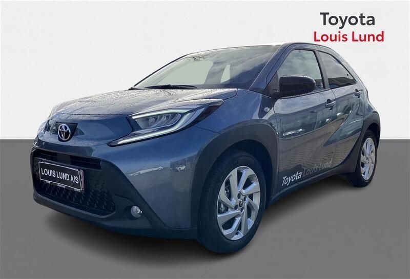 1k3celestite grey Brugt 2024 Toyota Aygo X Active SUV | 144.900 kr. (Fair pris) - Billede 1/2