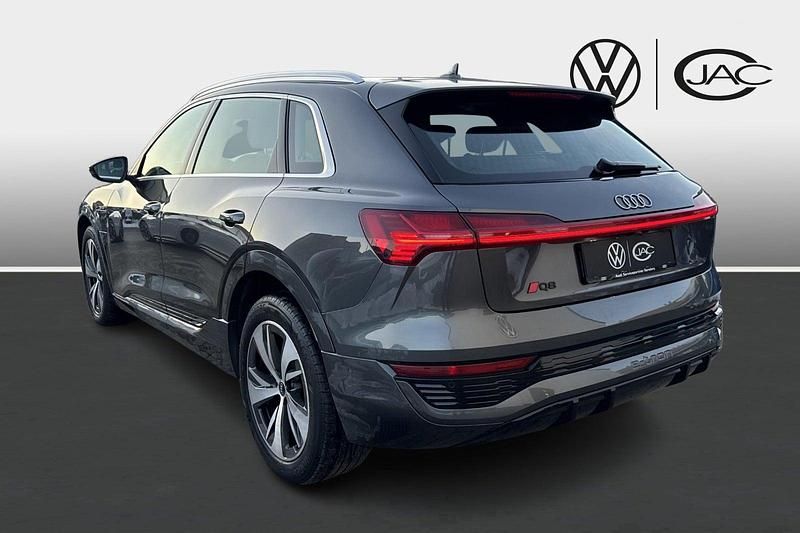 Brugt Audi Q8 e-tron S-Line 300 kW (408 HK) 2023 Gråmetal SUV