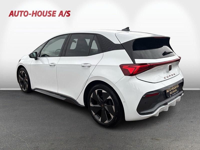 Brugt Cupra Born High 150 kW (204 HK) 2023 Hvid Hatchback