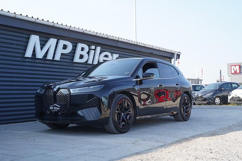 Sortmetal Brugt 2023 BMW iX Sport Line SUV | 469.900 kr. (Lidt for dyr) - Billede 1/4
