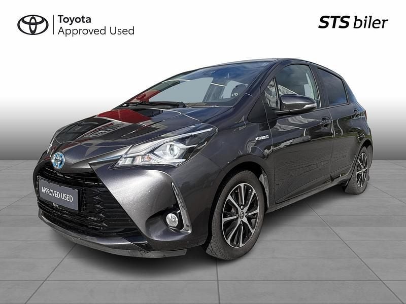 Ash grey Brugt 2019 Toyota Yaris H3 Hatchback | 139.995 kr. (Dyr) - Billede 1/3