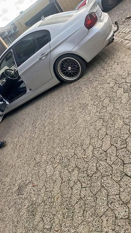 Brugt 2006 BMW 318 Sedan | 49.000 kr. - Billede 1/4