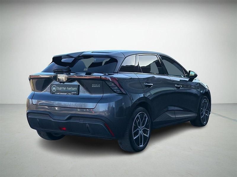 Brugt MG MG4 EV Luxury 150 kW (204 HK) 2024 Gråmetal Hatchback