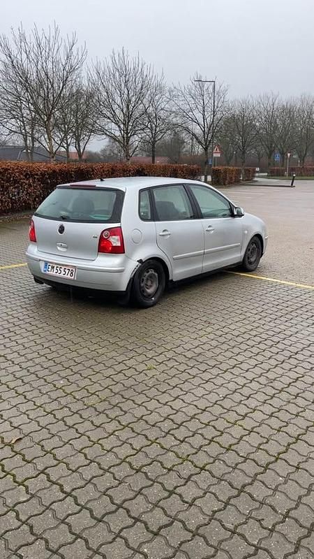 Brugt VW Polo 75 HK (55 kW) 2004 Hatchback
