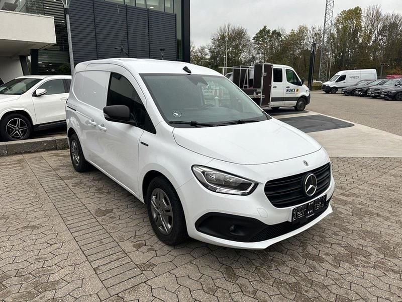Farve: hvid Brugt 2023 Mercedes eCitan | 149.820 kr. - Billede 1/4