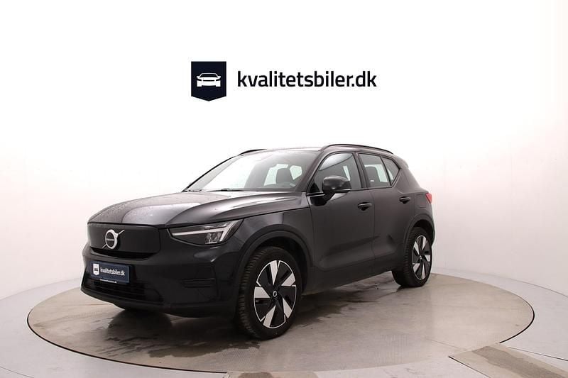 Sortmetal Brugt 2024 Volvo XC40 Core SUV | 274.900 kr. (Fair pris) - Billede 1/4