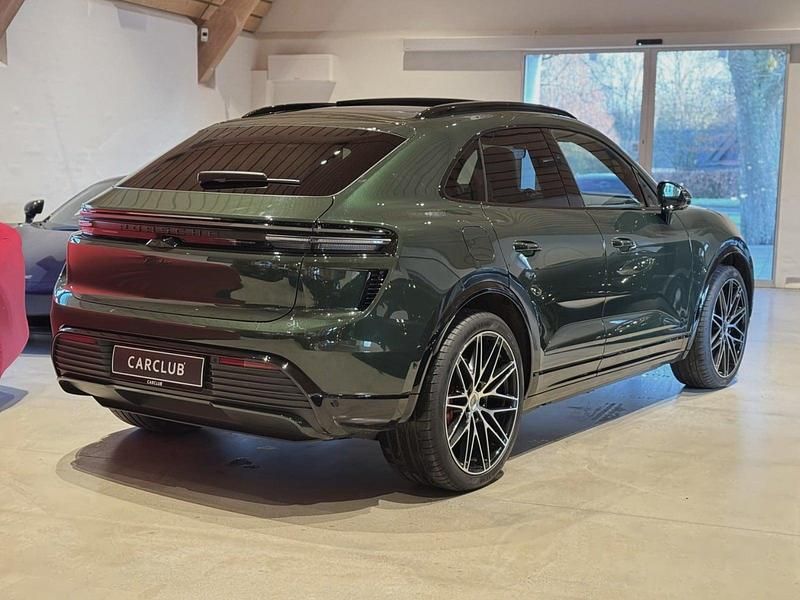 Brugt Porsche Macan Turbo 429 kW (584 HK) 2024 Grønmetal SUV