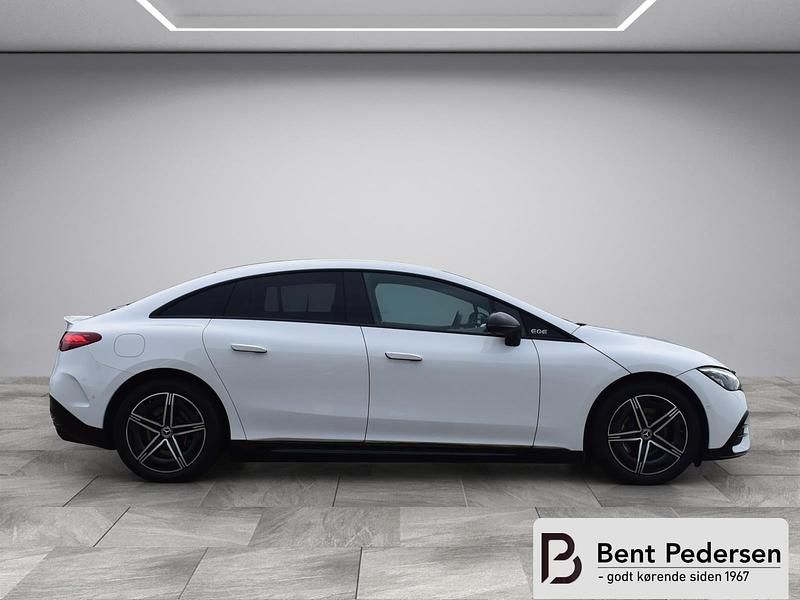 Brugt Mercedes EQE350 AMG 214 kW (292 HK) 2024 Manufaktur opalithvid metallak Sedan