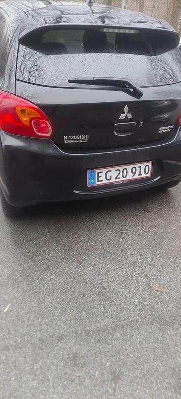 Brugt Mitsubishi Space Star 80 HK (58 kW) 2014 Sort MPV