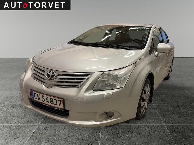Sølvmetal Brugt 2011 Toyota Avensis T1 Sedan | 39.700 kr. (Super pris) - Billede 1/4