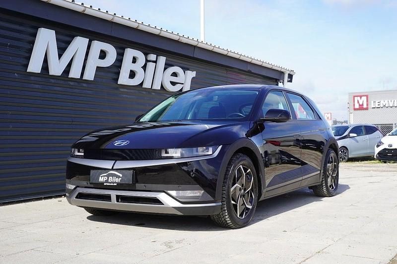 Sortmetal Brugt 2023 Hyundai Ioniq Essential Hatchback | 219.700 kr. - Billede 1/4
