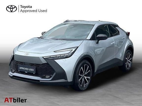 Sølvmetal Brugt 2024 Toyota C-HR+ Style SUV | 339.900 kr. - Billede 1/3