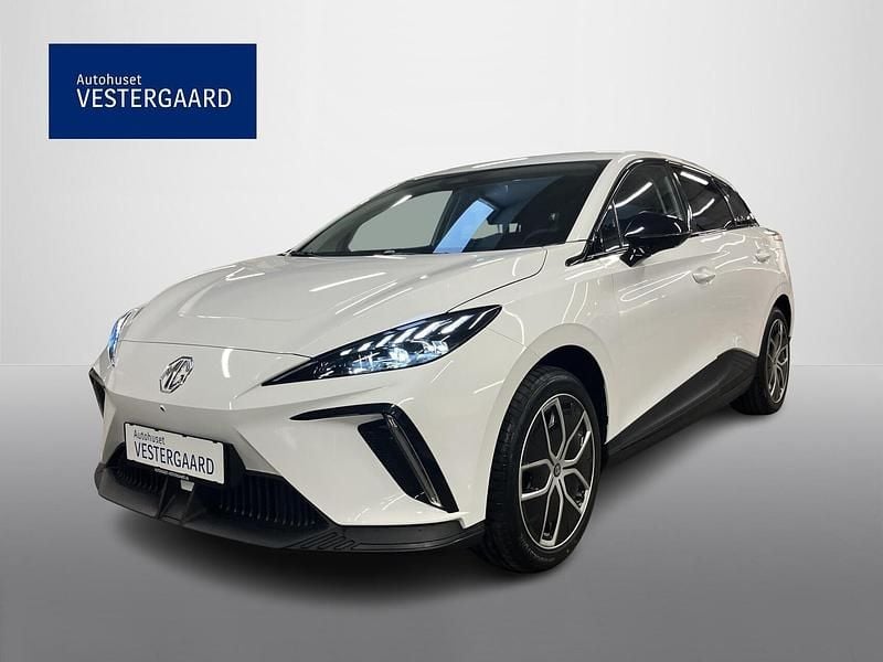 Hvid Ny 2025 MG MG4 EV Luxury Hatchback | 194.700 kr. (Fair pris) - Billede 1/4