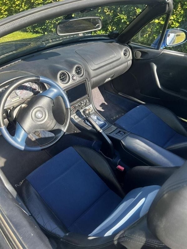 Brugt Mazda MX5 140 HK (102 kW) 1999 Blå Cabriolet