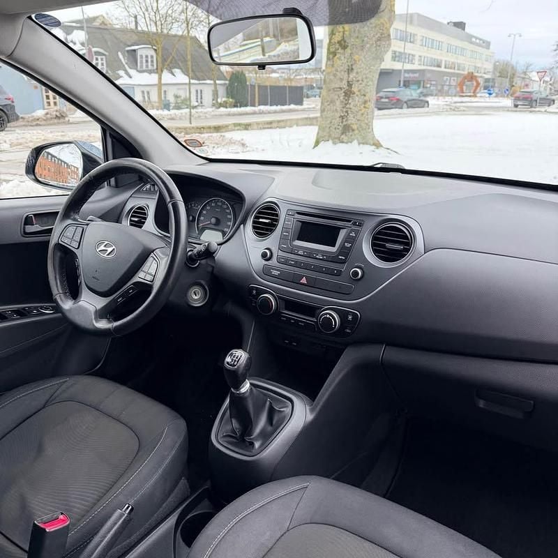 Brugt Hyundai i10 GO! 65 HK (47 kW) 2016 Blå Hatchback