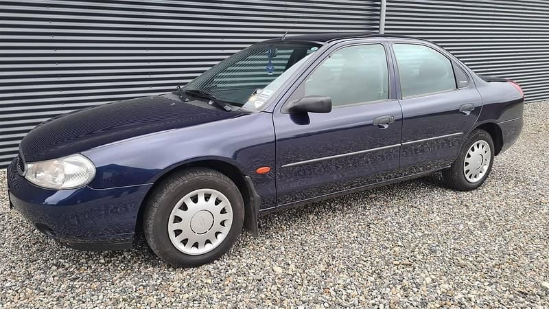 Brugt Ford Mondeo 130 HK (95 kW) 1997 Blå