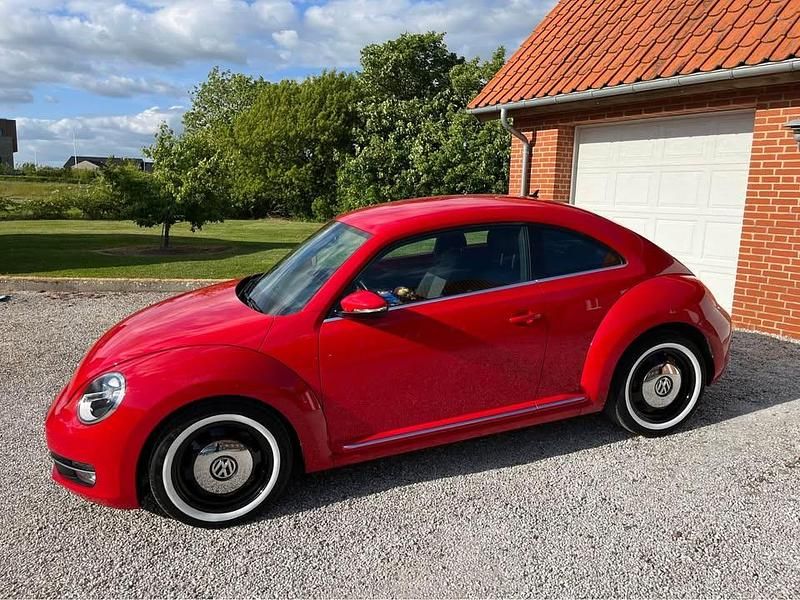 Brugt VW Beetle Design 105 HK (77 kW) 2014 Rød Hatchback