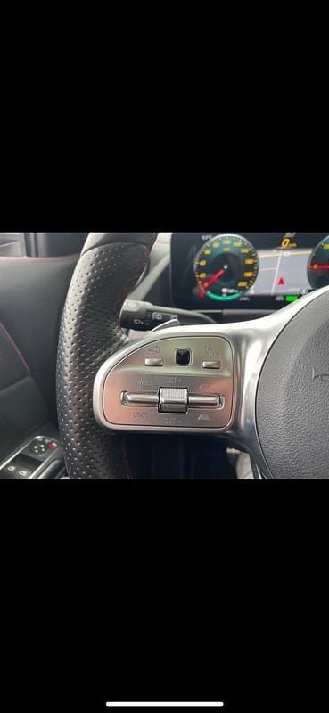 Metal Grå Brugt 2021 Mercedes EQA250 AMG line SUV | 265.000 kr. - Billede 1/8