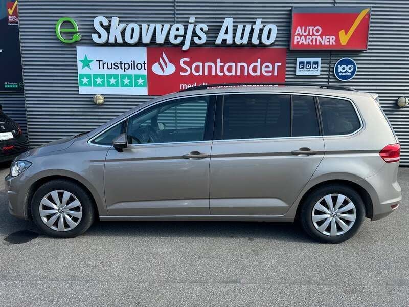 Champagnemetal Brugt 2017 VW Touran Comfortline MPV | 159.900 kr. (Fair pris) - Billede 1/4