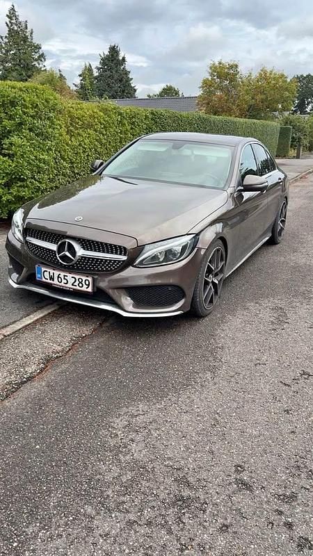 Brun Brugt 2017 Mercedes C220 Sedan | 165.000 kr. (Fair pris) - Billede 1/4