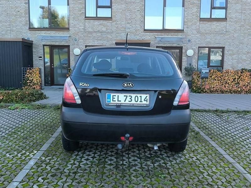 Brugt Kia Rio 97 HK (71 kW) 2007 MPV