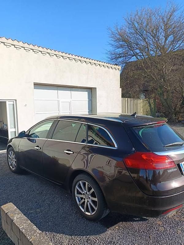 Brugt Opel Insignia 160 HK (117 kW) 2012 Brun Stationcar