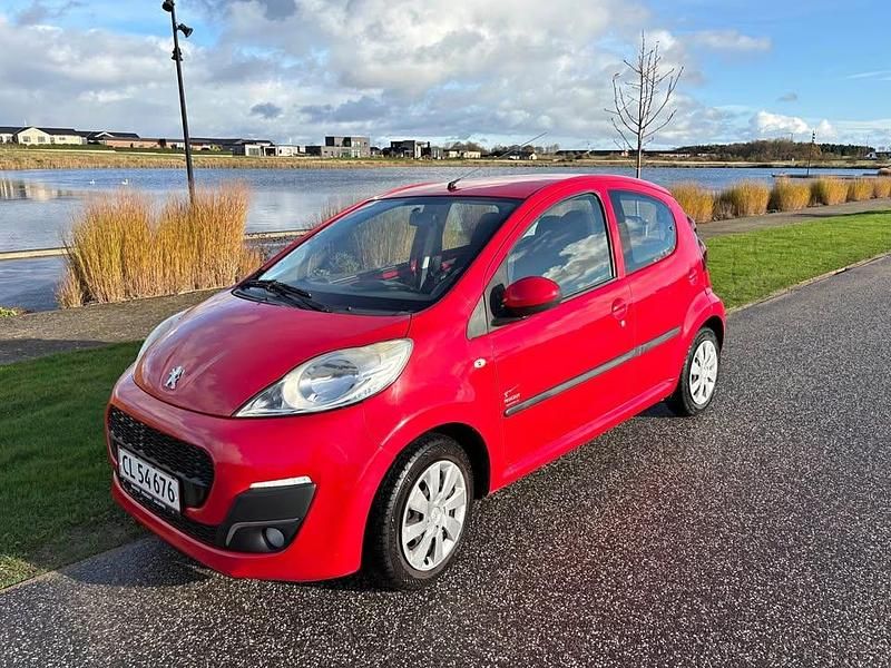 Brugt Peugeot 107 68 HK (50 kW) 2013 Rød Hatchback