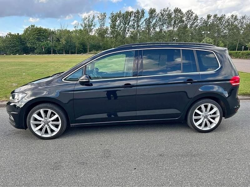Sort Brugt 2016 VW Touran MPV | 130.000 kr. (Fair pris) - Billede 1/4