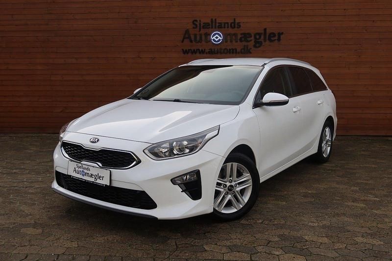 Hvid Brugt 2019 Kia Ceed Sportswagon Intro Edition Stationcar | 150.000 kr. (Fair pris) - Billede 1/4