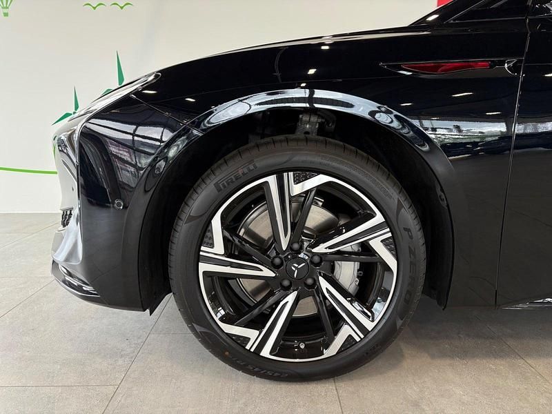 Ny Hongqi EH7 249 kW (339 HK) 2025 Sortmetal Sedan