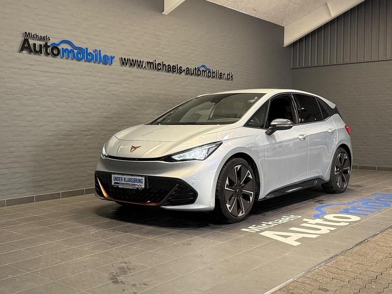 Brugt Cupra Born e-Boost 169 kW (231 HK) 2025 Sølvmetal Hatchback