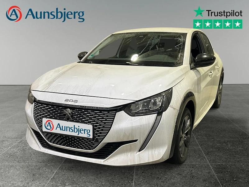 Hvid Brugt 2022 Peugeot e-208 Active Hatchback | 119.500 kr. (Fair pris) - Billede 1/4
