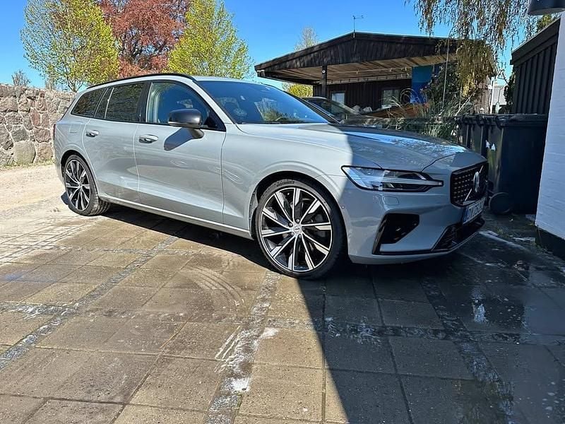Brugt Volvo V60 Ultimate 253 HK (186 kW) 2024 Grå Stationcar