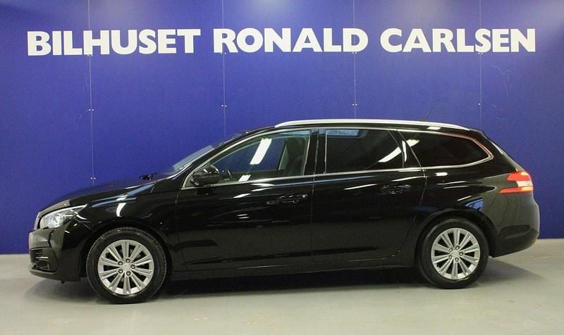 Sortmetal Brugt 2018 Peugeot 308 Allure+ Stationcar | 104.900 kr. (God pris) - Billede 1/4