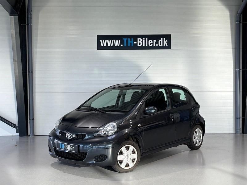 Brugt 2010 Toyota Aygo Hatchback | 34.900 kr. (Fair pris) - Billede 1/4