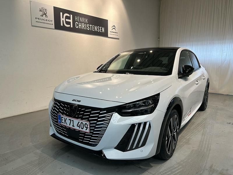 Ny Peugeot e-208 GT 114 kW (156 HK) 2025 Hvid okenite Hatchback
