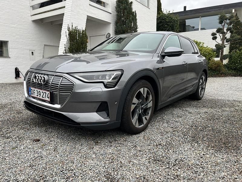 Brugt Audi e-tron 300 kW (408 HK) 2019 Beigemetal SUV